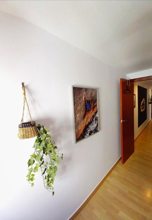 Cornu Karma Apartment Siuranella Cornudella de Montsant Exterior photo